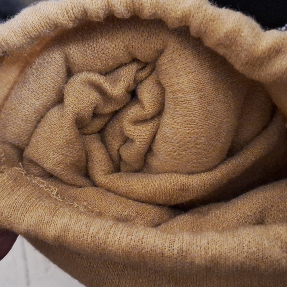 Tan Long Shrug with Open Front and Shawl Collar - Picture 6 of 11